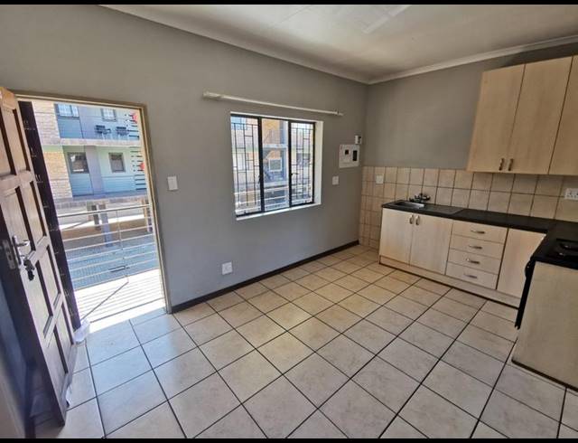 2 BEDROOM PROPERTY TO RENT IN DIE BULT